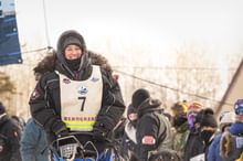 Phillips Academy alumna Erin Altemus ’97 and her sled dogs