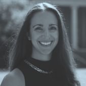 Jennifer Aballo headshot