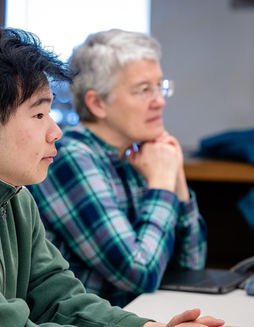 Ellen Greenberg in class with students