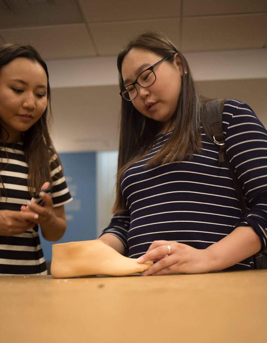 Gangantaya with the prosthetic leg