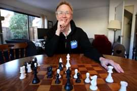 Dana Mackenzie playing chess